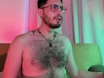Chaturbate Nude Webcam of axel_giracr