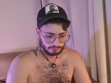 Chaturbate Live Porn of axel_giracr