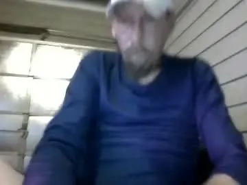 Chaturbate Watch Live Sex Cams of elwooood7