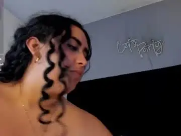Chaturbate Nude Webcam of isaxcurves
