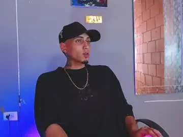 Chaturbate Live Porn of liiaam_lee_