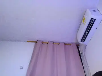 Chaturbate Free Porn Cam of mia_depp