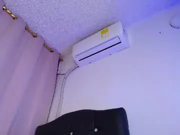 Chaturbate Free Live Porn of mia_depp