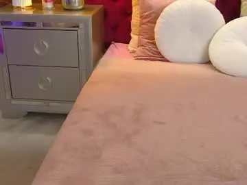 Chaturbate Best live sex cam show of moonligt_iris