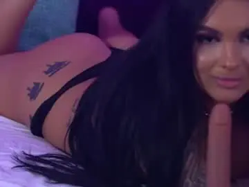 Chaturbate Free Porn Cam of aliranightvale