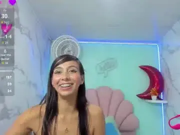 Chaturbate Free Porn Cam of sandra_petite19