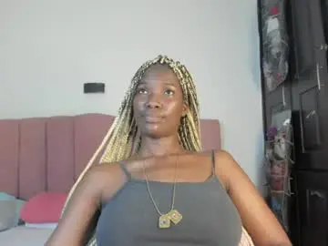 Chaturbate Nude Webcam of tahira_21