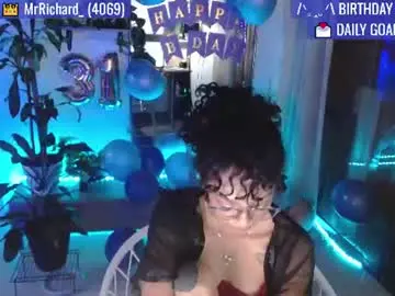 Chaturbate Best live sex cam show of sweet_bluee