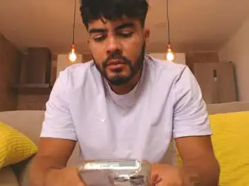 Chaturbate Live Sex of tinoclandestino