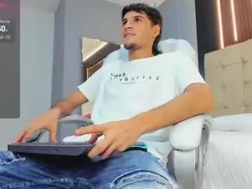 Chaturbate Free Live Porn of zack23__