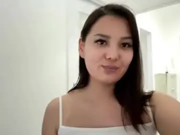 Chaturbate Live Sex Cam of carlynputhiyamadam