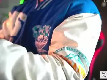 Chaturbate Live Porn of just_your_dreamboy