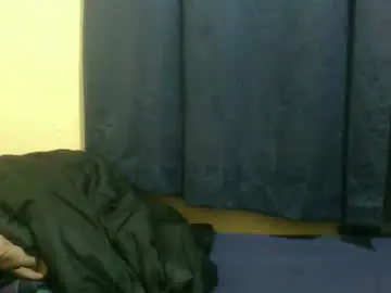 Chaturbate Sex Cam of naughty_slender2