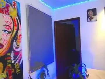 Chaturbate Live Sex Cam of shellsy_hans