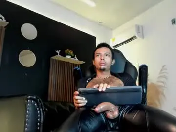 Chaturbate Live Porn of titobell10