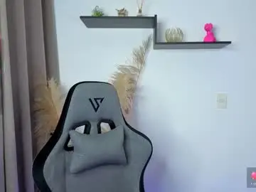 Chaturbate Live Sex Cam of chloebum_