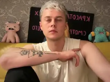 Chaturbate Watch Live Sex Cams of danny_love01