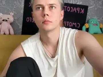 Chaturbate Sex Cam of danny_love01