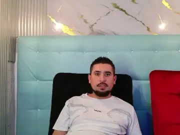 Chaturbate Live Sex Cam of haraldturner