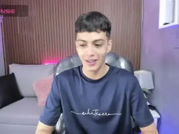 Chaturbate Watch Live Sex Cams of jeremias_1