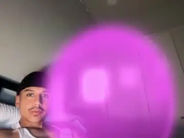 Chaturbate Sex Cam of xmomentumx