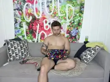 Chaturbate Private Sex Chat of daddydaydrinkz