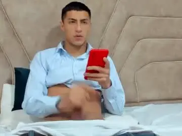 Chaturbate Sex Chat of mr_porn_9