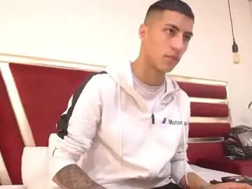 Chaturbate Free Porn Cam of mr_porn_9