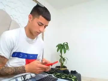 Chaturbate Adult Video Chat of mr_porn_9