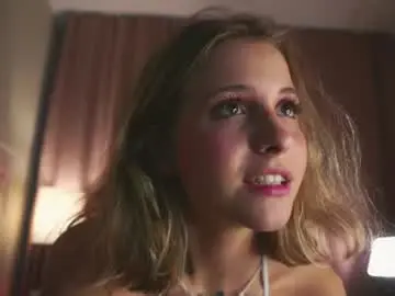 Chaturbate Free Porn Cam of ceceliapidcock