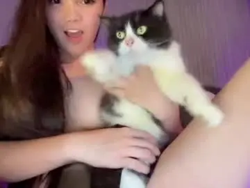 Chaturbate Watch Live Sex Cams of cheskahouston
