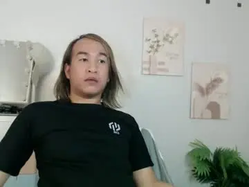 Chaturbate Live Sex Cam of im_youronly11992