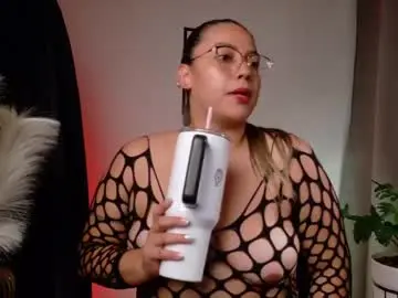 Chaturbate Nude Webcam of zara_nova