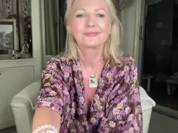 Chaturbate Live Porn of gl1tter_barbie