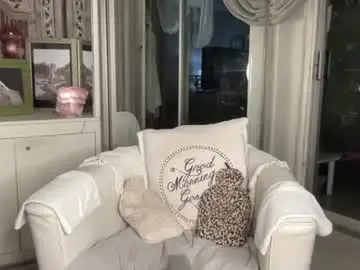 Chaturbate Live Sex of gl1tter_barbie
