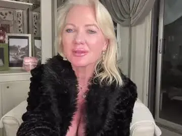 Chaturbate Free Live Porn of gl1tter_barbie