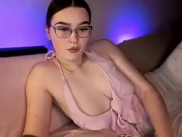 Chaturbate Watch Live Sex Cams of milliedoll