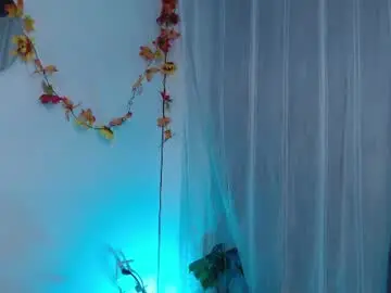 Chaturbate Live Sex of elly_uwuw