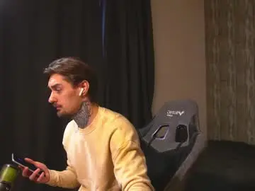 Chaturbate Best live sex cam show of asher_88