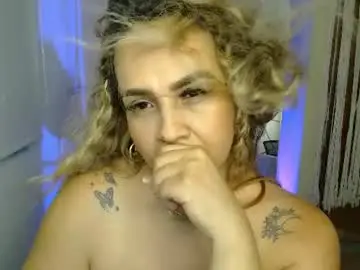 Chaturbate Adult Video Chat of aunty_milf