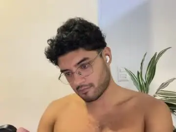 Chaturbate Free Porn Cam of bdever7