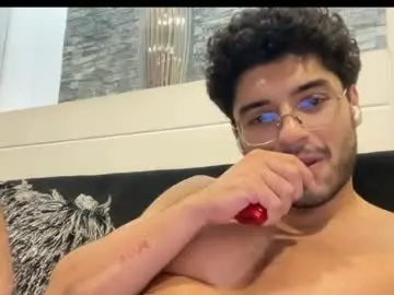 Chaturbate Best live sex cam show of bdever7