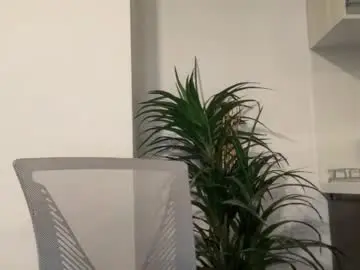 Chaturbate Live Sex Cam of bdever7
