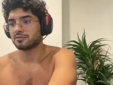 Chaturbate Live Sex Cam of bdever7