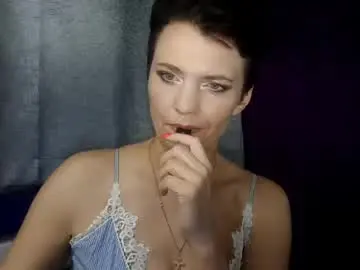 Chaturbate Adult Webcams of hotmamaqueen234