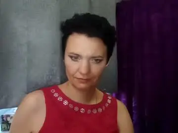 Chaturbate Free Live Porn of hotmamaqueen234