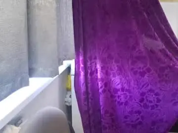 Chaturbate Free Live Porn of hotmamaqueen234