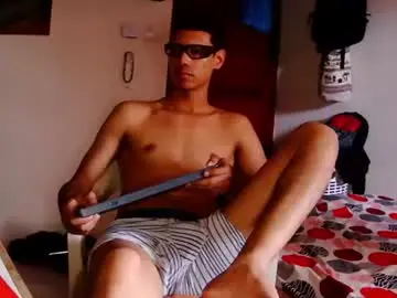 Chaturbate Free Porn Cam of master_cospi96