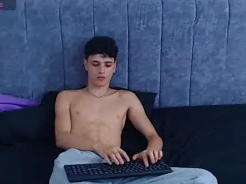 Chaturbate Adult Video Chat of ruby__redd