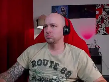 Chaturbate Free Porn Cam of why_you_so_serious